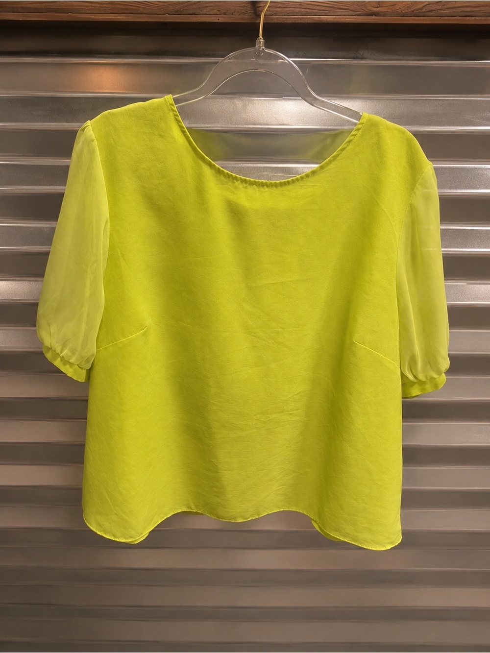 Bisou Bisou blouse bright yellow